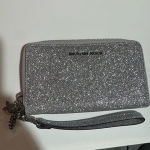 Michael Kors wristlet wallet